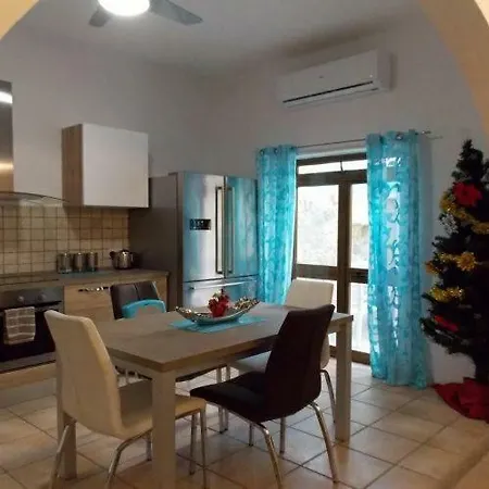 بيت للعطل Terraced House سليمة